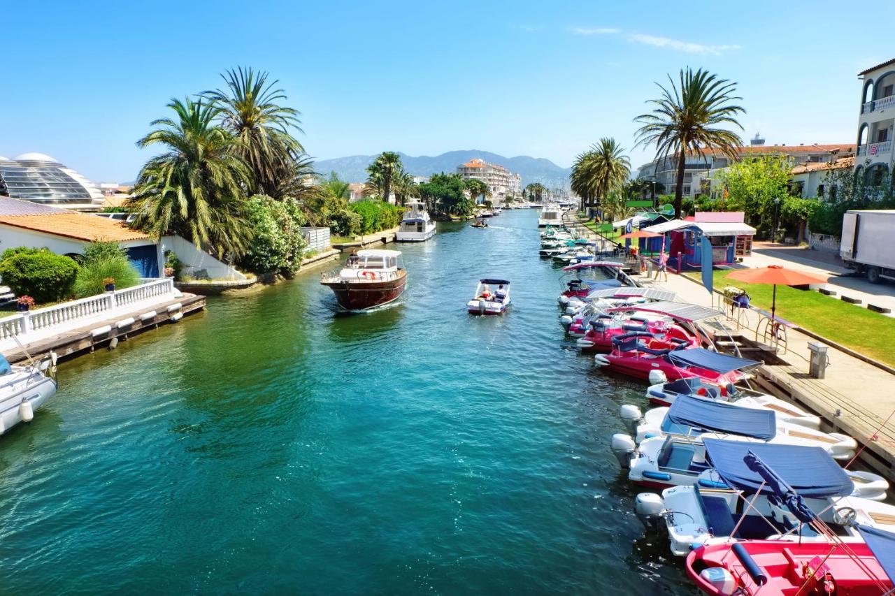 Welcs Apartamento 012 Emp En El Centro De Empuriabrava Εξωτερικό φωτογραφία