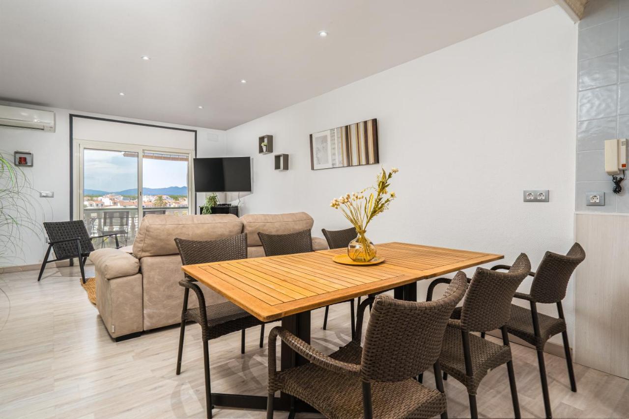 Welcs Apartamento 012 Emp En El Centro De Empuriabrava Εξωτερικό φωτογραφία